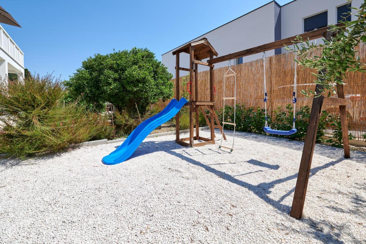 Villa Katja Kastela Bagian luar foto