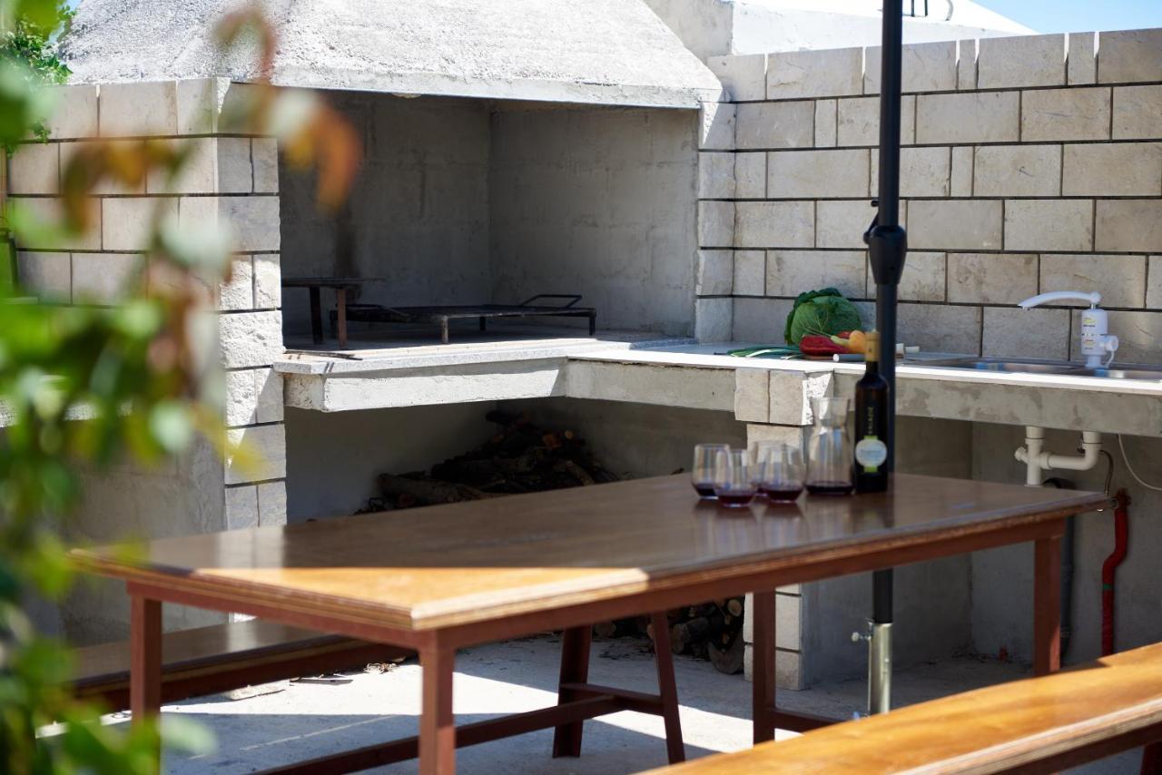 Villa Katja Kastela Bagian luar foto