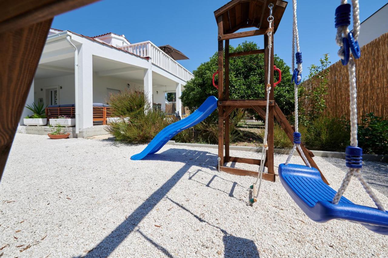 Villa Katja Kastela Bagian luar foto